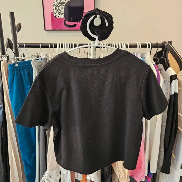 [BUNJANG] Heart Ribbon Crop Short Sleeve T-Shirt Black / 하트 리본 크롭 반팔 티셔츠 블랙