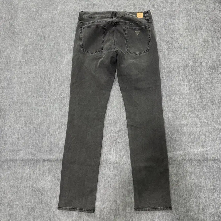 [SOLD OUT] 31 게스 흑청바지
