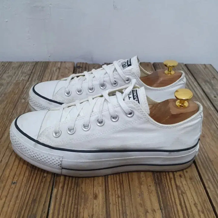 [BUNJANG] Converse Platform Low Sneakers White / 컨버스 플랫폼 로우 스니커즈 화이트 (245MM)