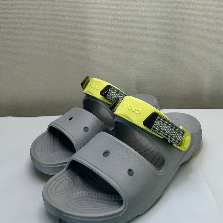 [BUNJANG] Crocs Classic All Terrain Sandals (250) / 크록스 클래식 올터레인 샌들(250)