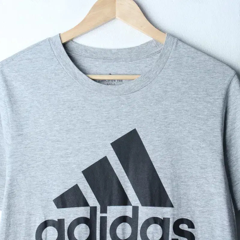 [BUNJANG] Adidas Big Logo T-Shirt Grey Old School M-L / (M-L) 아디다스 반팔 티셔츠 빅로고 그레이 올드스쿨-1866E