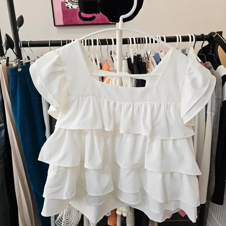 [BUNJANG] White Frill Blouse Square Neck Size 55 / 화이트 프릴 블라우스 스퀘어넥 55사이즈