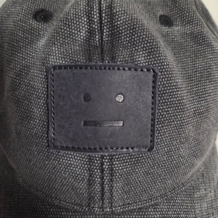 [BUNJANG] Acne Studios Grey Washed Emoji Baseball Cap / 아크네스튜디오 그레이 워싱 이모지 볼캡
