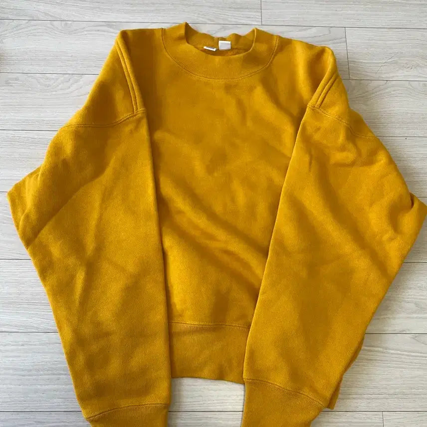 [BUNJANG] Uniqlo U Crewneck Sweatshirt Mustard S / 유니클로 U 맨투맨 머스타드 S