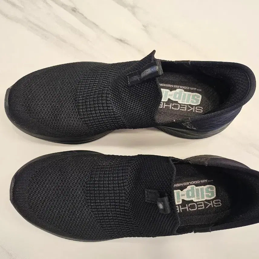 [BUNJANG] Skechers Slip-ins Ultra Flex Sneakers Black 225mm / 스케쳐스 슬립인스 블랙 225mm