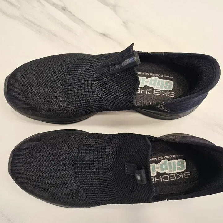 [BUNJANG] Skechers Slip-ins Ultra Flex Sneakers Black 225mm / 스케쳐스 슬립인스 블랙 225mm