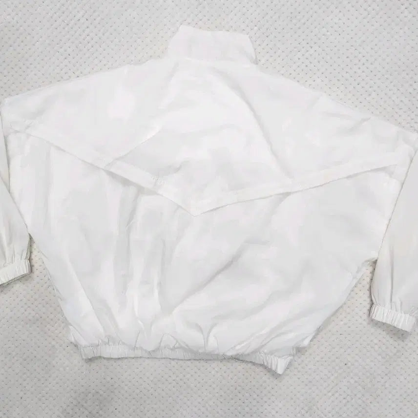 [BUNJANG] Nike White Windbreaker Jacket / 나이키 화이트 바람막이 자켓