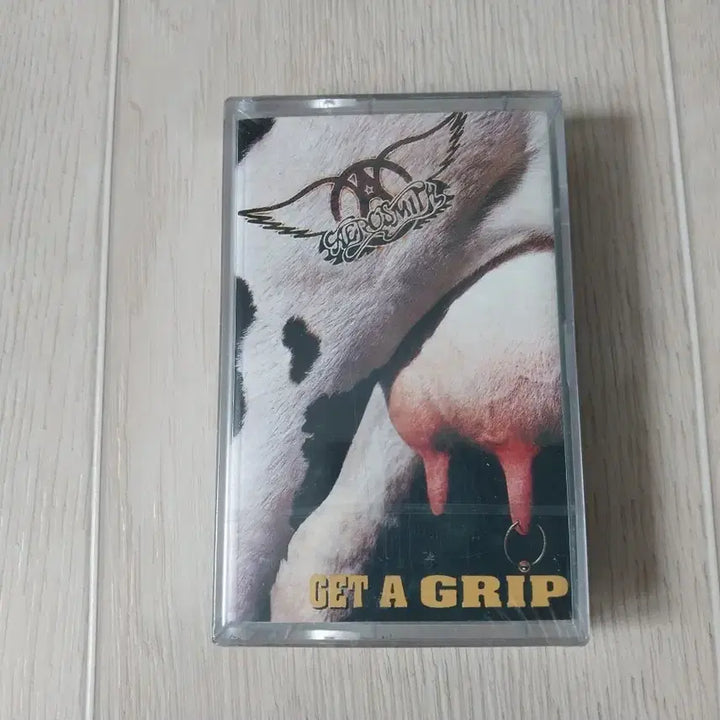 [BUNJANG] Aerosmith Get A Grip Cassette Tape (Sealed) / 에어로스미스 Get A Grip 미개봉 카세트 테이프