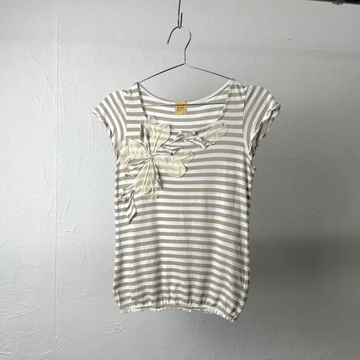 [BUNJANG] Rag Mama Rag Flower Applique Border T-Shirt / Rag Mama Rag 플라워 아플리케 보더 티셔츠