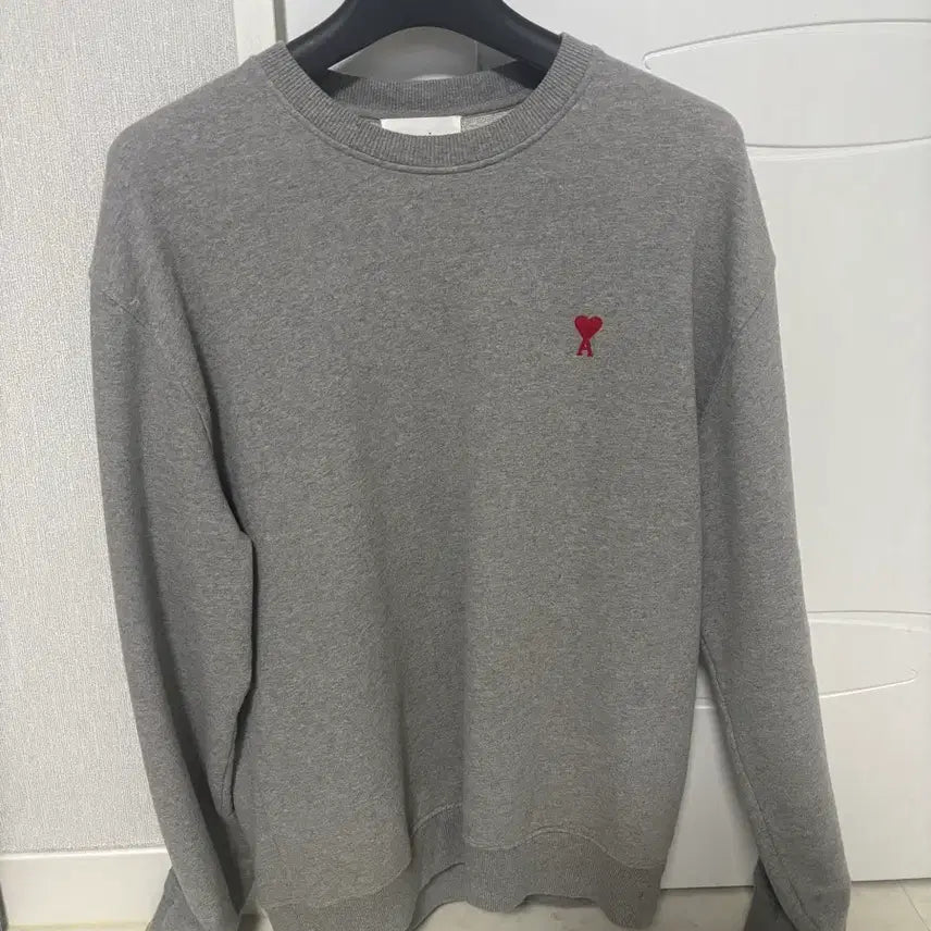 [BUNJANG] AMI Sweatshirt Grey / 아미 맨투맨 그레이