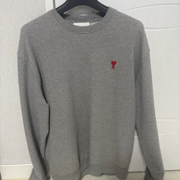 [BUNJANG] AMI Sweatshirt Grey / 아미 맨투맨 그레이