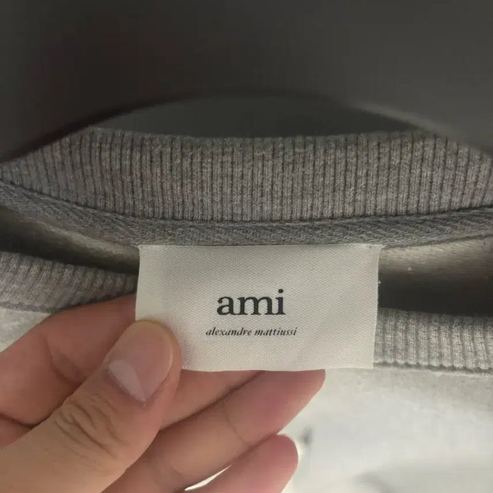 [BUNJANG] AMI Sweatshirt Grey / 아미 맨투맨 그레이
