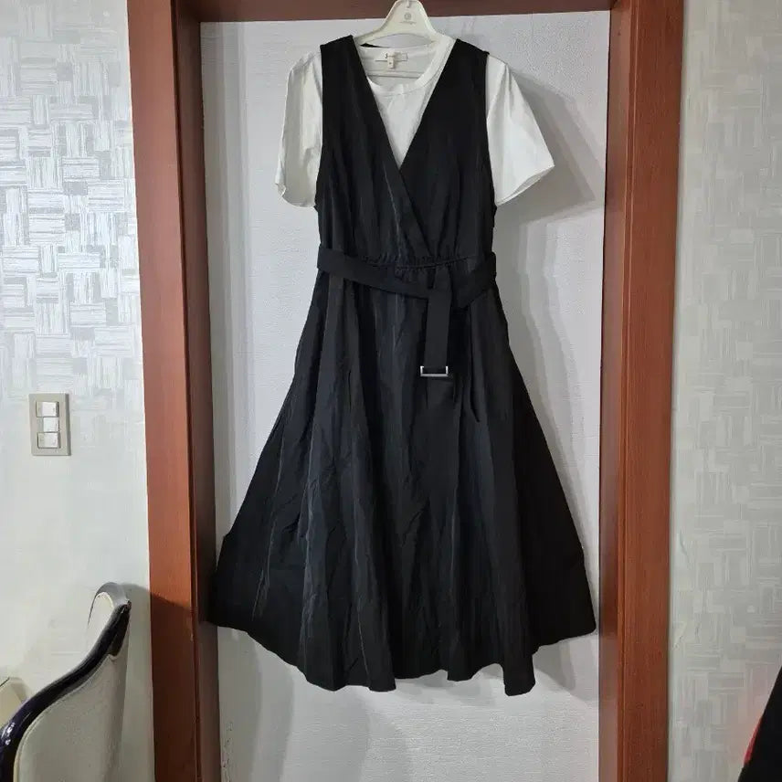 [BUNJANG] Black Wrap Dress &amp; Short Sleeve T-Shirt Set / 블랙 랩 원피스 반팔 티셔츠 세트