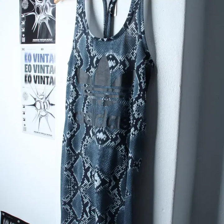 [BUNJANG] Adidas Limited Edition Performance Sleeveless T-Shirt / (S-M) 아디다스 반팔 티셔츠 민소매 기능성 뱀피 한정판-1867A