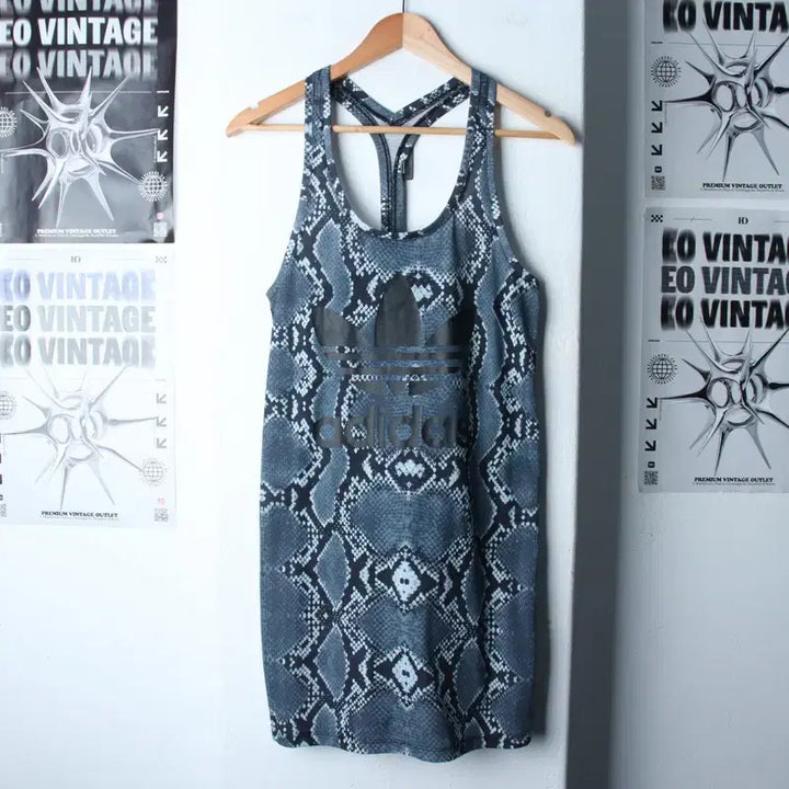 [BUNJANG] Adidas Limited Edition Performance Sleeveless T-Shirt / (S-M) 아디다스 반팔 티셔츠 민소매 기능성 뱀피 한정판-1867A
