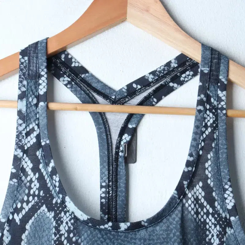 [BUNJANG] Adidas Limited Edition Performance Sleeveless T-Shirt / (S-M) 아디다스 반팔 티셔츠 민소매 기능성 뱀피 한정판-1867A