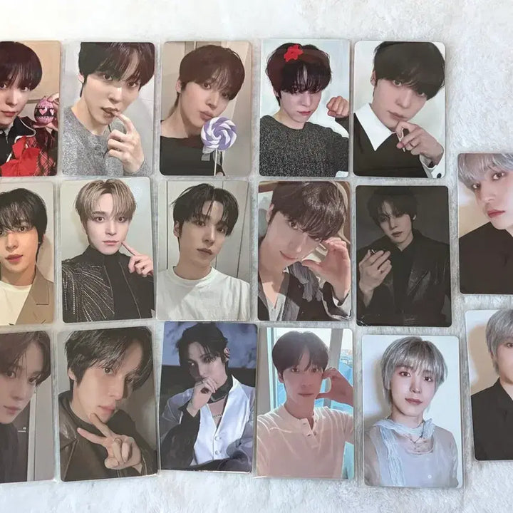 [BUNJANG] ATEEZ Yunho Photocard Set (17 pcs) Bundle Set - Lucky Draw / 에이티즈 윤호 포토카드세트 17장일괄 양도 미니레코드 미공포