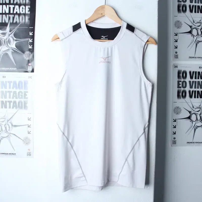 [BUNJANG] Mizuno Short Sleeve Functional Running T-shirt White / (M-L) 미즈노 반팔 티셔츠 민소매 기능성 런닝 화이트-1867D
