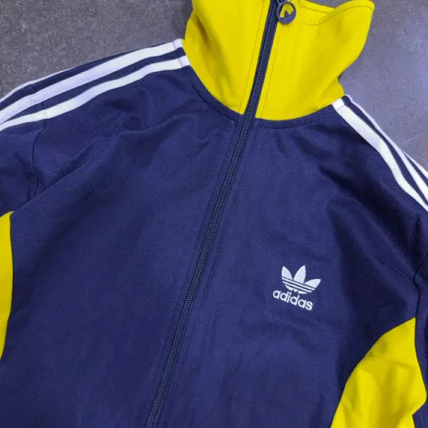 [BUNJANG] Adidas Europa Track Top Navy Yellow Jersey Size 105 / 아디다스 유로파 네이비 트랙탑 배색 져지 네이비 옐로우 105