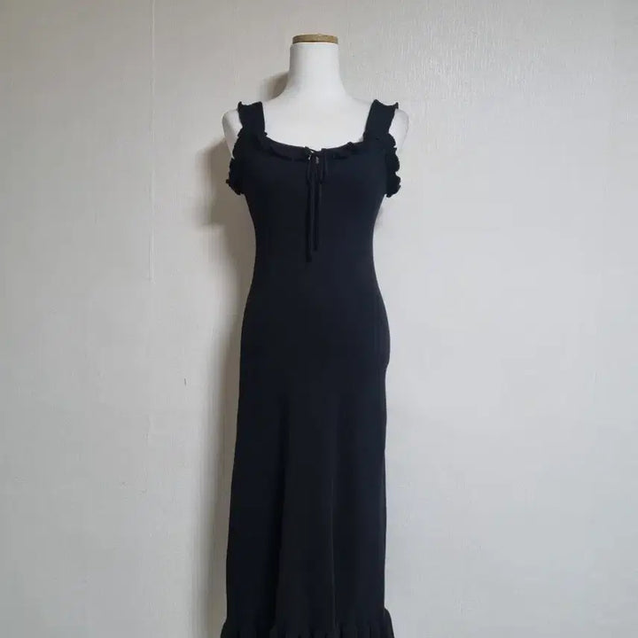[SOLD OUT] L330 프릴 장식 끈 롱원피스