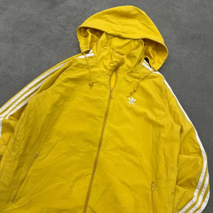 [BUNJANG] Adidas Stadium Hooded Windbreaker Jacket / L 아디다스 스타디움 후드 바람막이 자켓