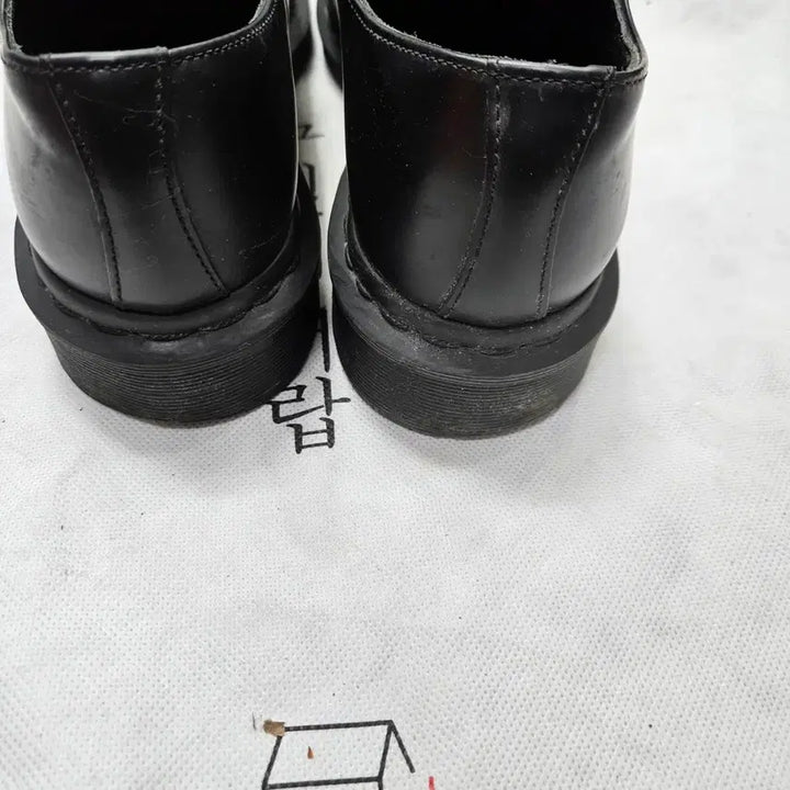 [BUNJANG] Dr. Martens 1461 Shoes Size 41 (US 8-9) / 닥터마틴 1461 구두 41