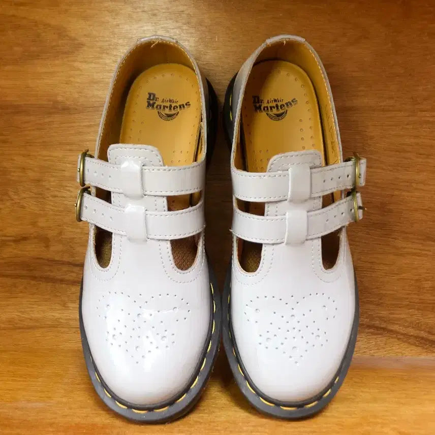 [BUNJANG] Dr. Martens 8065 Mary Jane Patent Leather Grey / 닥터마틴 8065 메리제인 에나멜 그레이