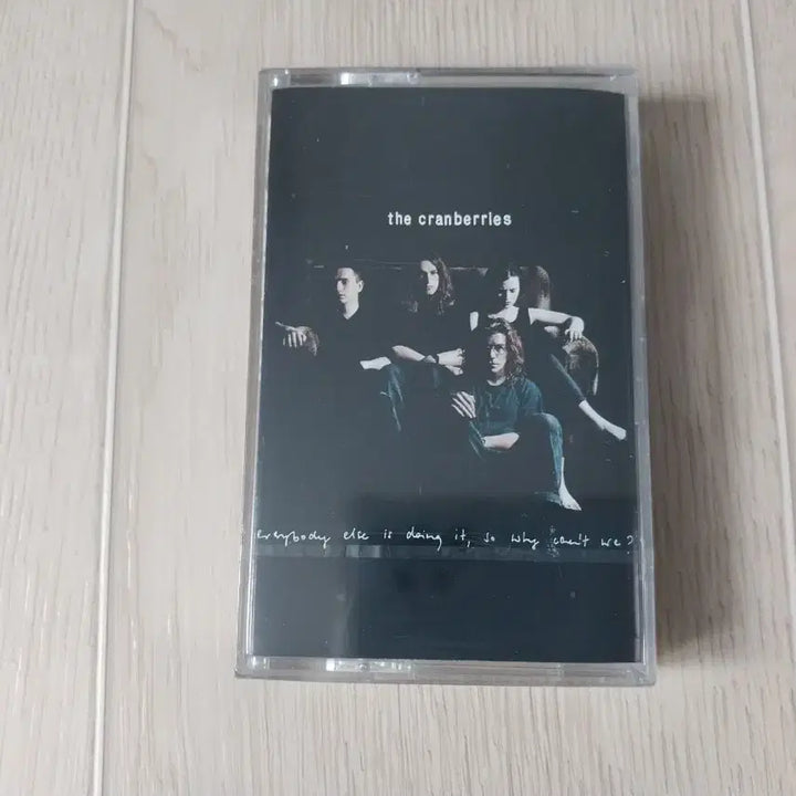 [BUNJANG] The Cranberries Everybody Else Sealed Cassette Tape / 크랜베리스 Everybody Else Tape 미개봉 카세트 테이프