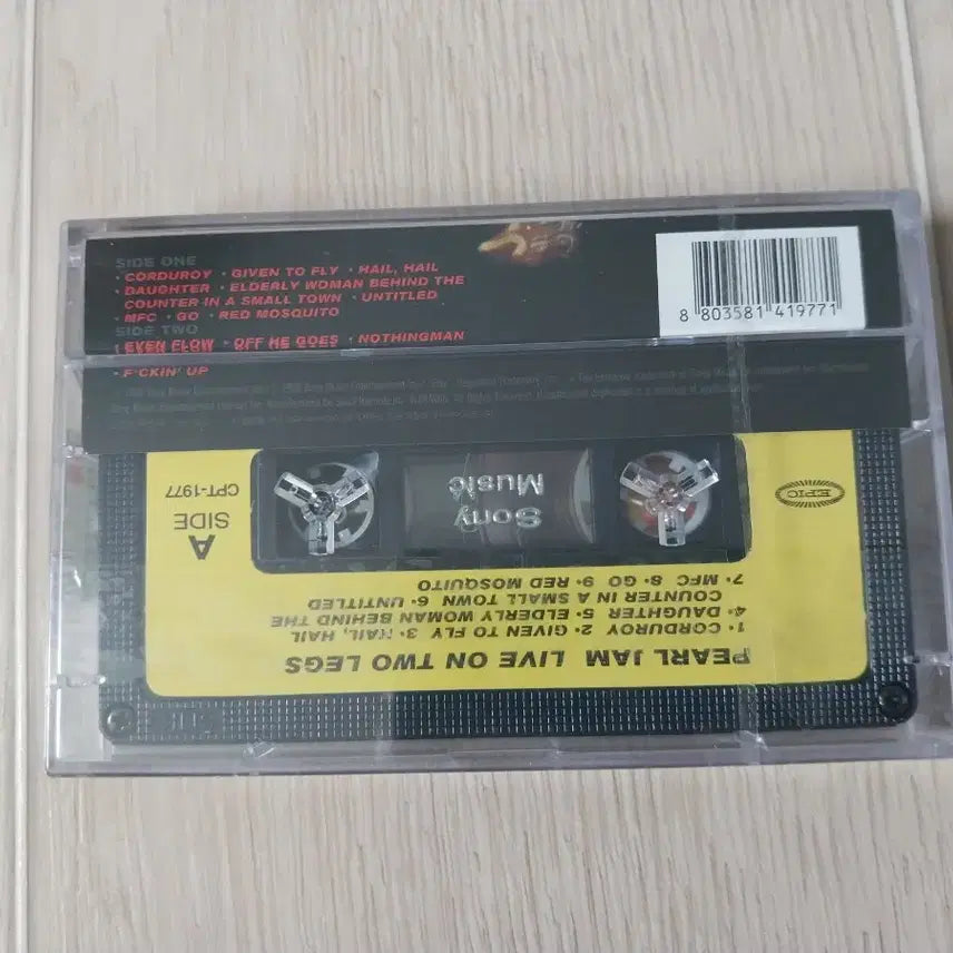 [BUNJANG] Pearl Jam Live on Two Legs Unsealed Cassette Tape / 펄잼 Live on Two Legs 미개봉 카세트 테이프