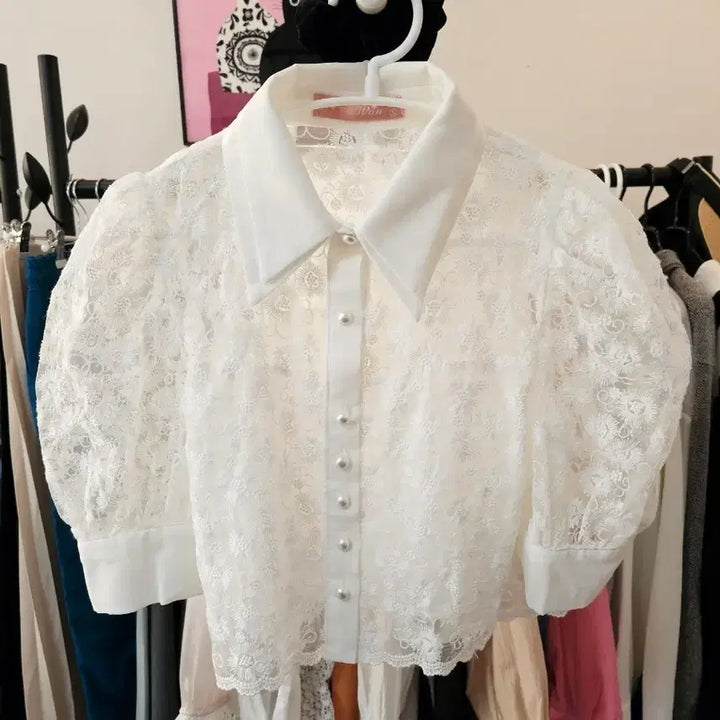 [BUNJANG] White Lace Blouse and Skirt Set with Pearl Buttons and Puff Sleeves / 화이트 레이스 블라우스 진주 단추 퍼프소매 스커트 세트