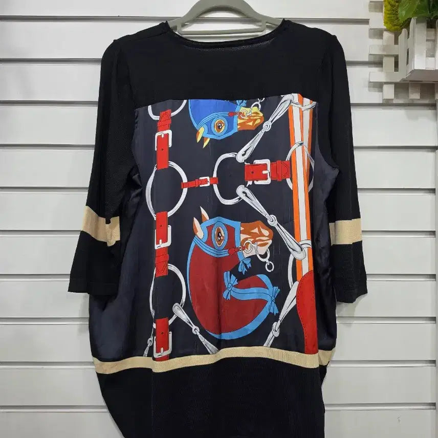 [BUNJANG] Unique Pattern Knit Blouse / 
