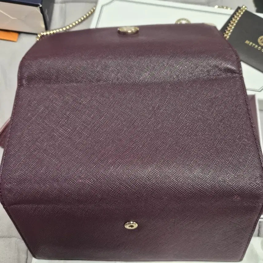 [BUNJANG] Metrociti Chain Wallet Burgundy / 메트로시티 체인 지갑 버건디색상