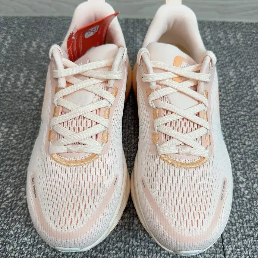 [BUNJANG] Nike Zoom Vomero 18 Guava Ice Orange Chalk 235 / [235] 나이키 줌 보메로18 구아바 아이스 오렌지 초크