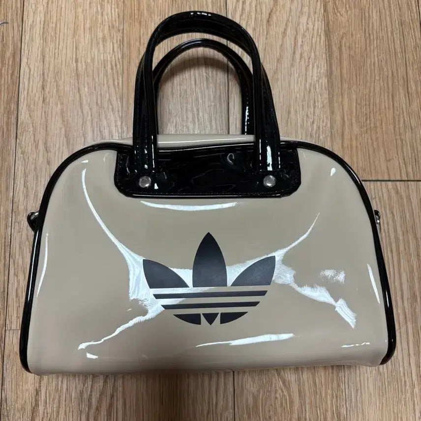 [SOLD OUT] 아디다스 아이보리 보스턴백 토트백