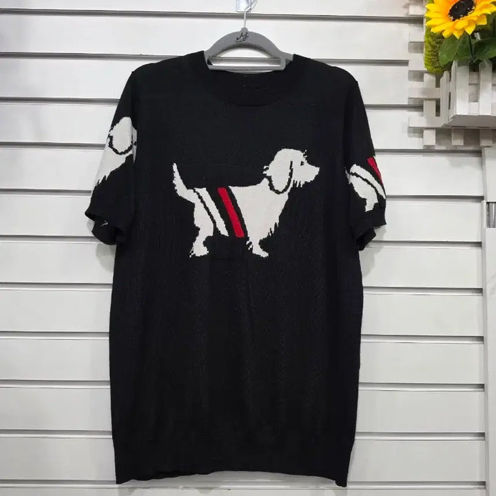 [BUNJANG] Black Knit T-shirt with Cute Dog Pattern / 