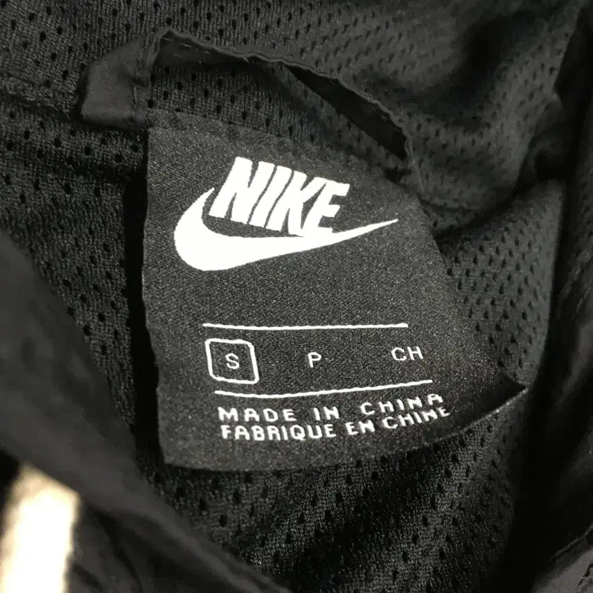 [BUNJANG] Nike Big Swoosh Woven Anorak Jacket / 나이키 빅스우시 우븐 아노락 만원샵 EE01