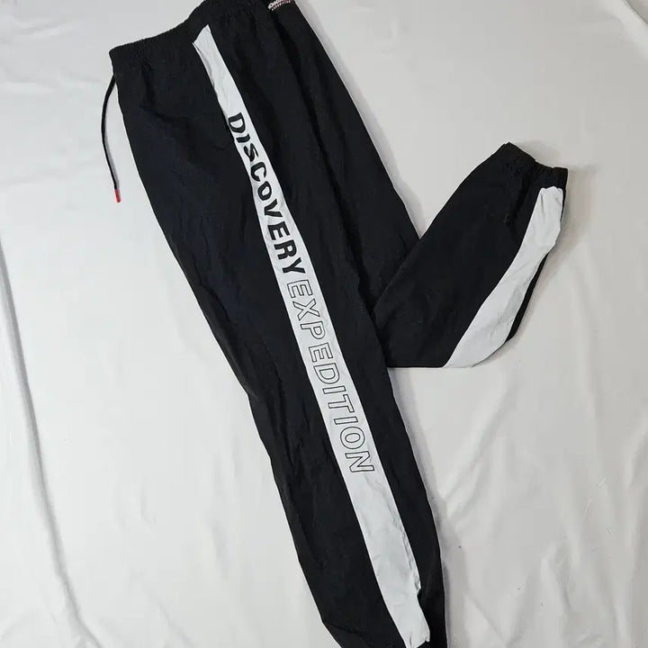 [BUNJANG] Discovery Woven Training Jogger Pants / 디스커버리 우븐 트레이닝 조거팬츠 바지 기능성 30
