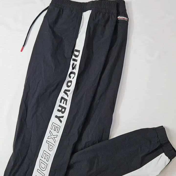 [BUNJANG] Discovery Woven Training Jogger Pants / 디스커버리 우븐 트레이닝 조거팬츠 바지 기능성 30