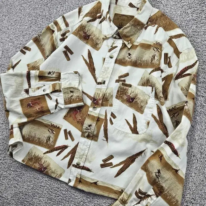 [BUNJANG] Outdoor Life Custom Cropped Shirt Country Art Pattern (M) / 아웃도어 라이프 셔츠 크롭 커스텀 ( M ) / 12052