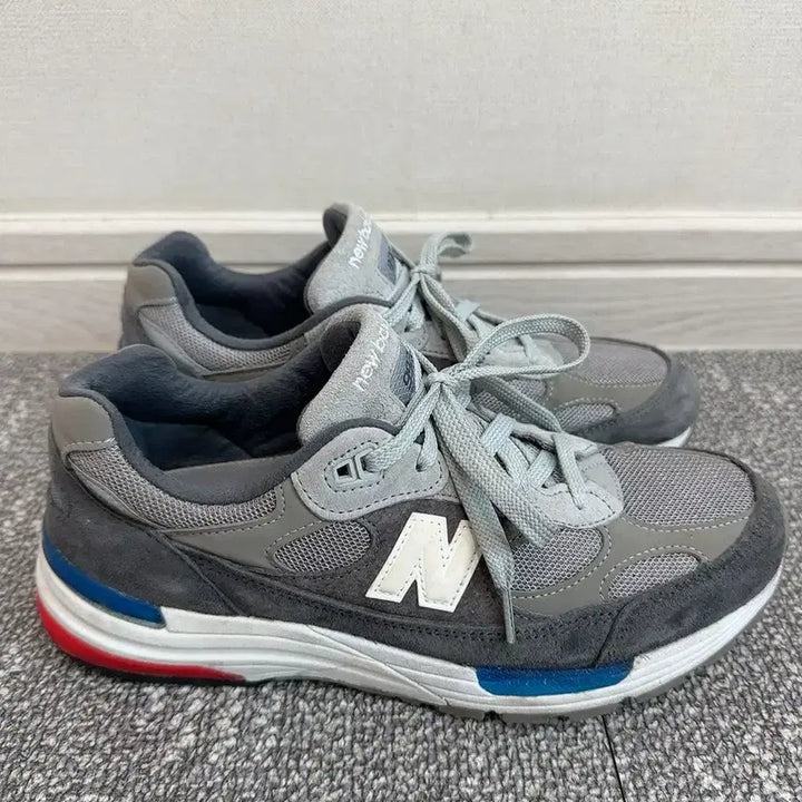 [BUNJANG] New Balance 992 Grey Red Blue / [275] 뉴발란스 992 그레이 레드 블루