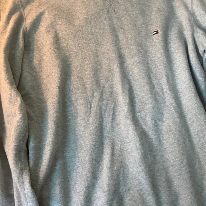 [BUNJANG] Tommy Hilfiger Light Gray Sweatshirt / 타미힐피거 얇은 맨투맨 회색