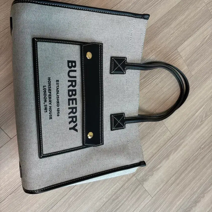 [BUNJANG] Burberry Freya Small Bag / 버버리 프레야 스몰백 정품