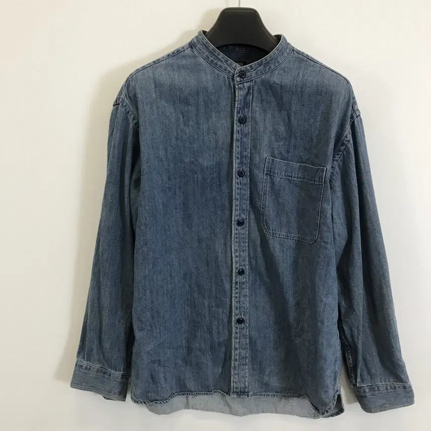 [BUNJANG] Uniqlo Oversized Stand Collar Denim Shirt L / 유니클로 오버사이즈 스탠드카라데님셔츠 [L]