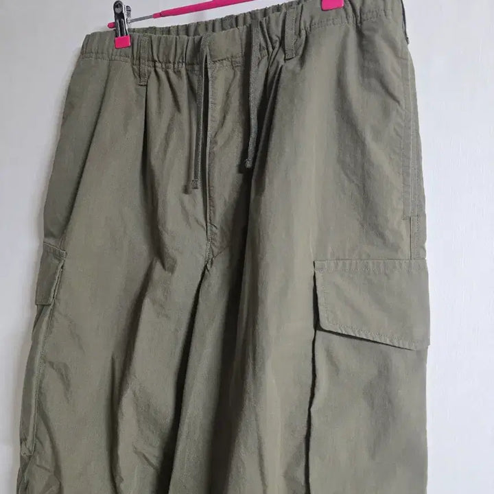[BUNJANG] Uniqlo Cargo Pants L Size / 유니클로 카고 팬츠 L 사이즈