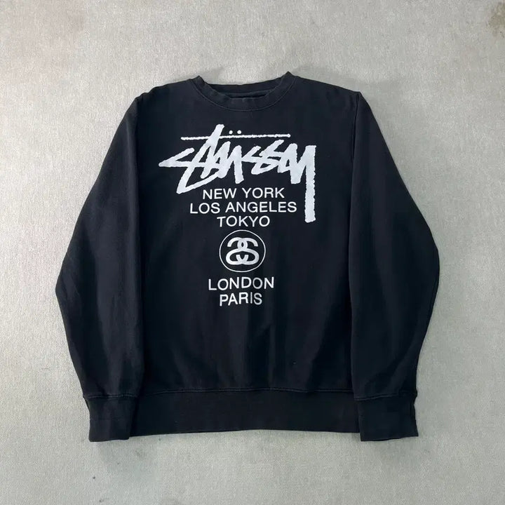 [BUNJANG] Stussy World Tour Crewneck Sweatshirt / 95 스투시 월드투어 크루넥 맨투맨