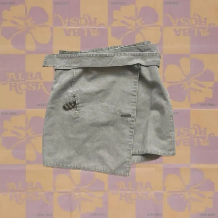 [BUNJANG] ALBAROSA Sand Beige Button Wrap Skirt / ALBAROSA 알바로사 샌드베이지 버튼 랩스커트