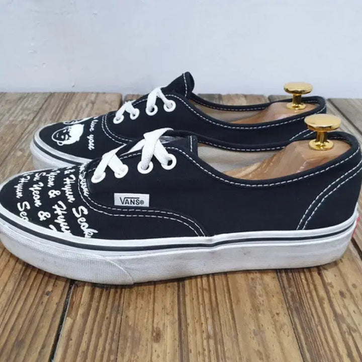 [BUNJANG] Vans Black Custom Sneakers (240MM) / Vans 반스 블랙 커스텀 스니커즈 (240MM)