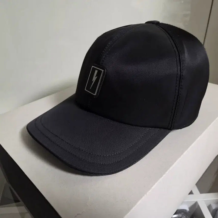 [BUNJANG] Neil Barrett Nylon Hat / 닐바렛 나일론 모자