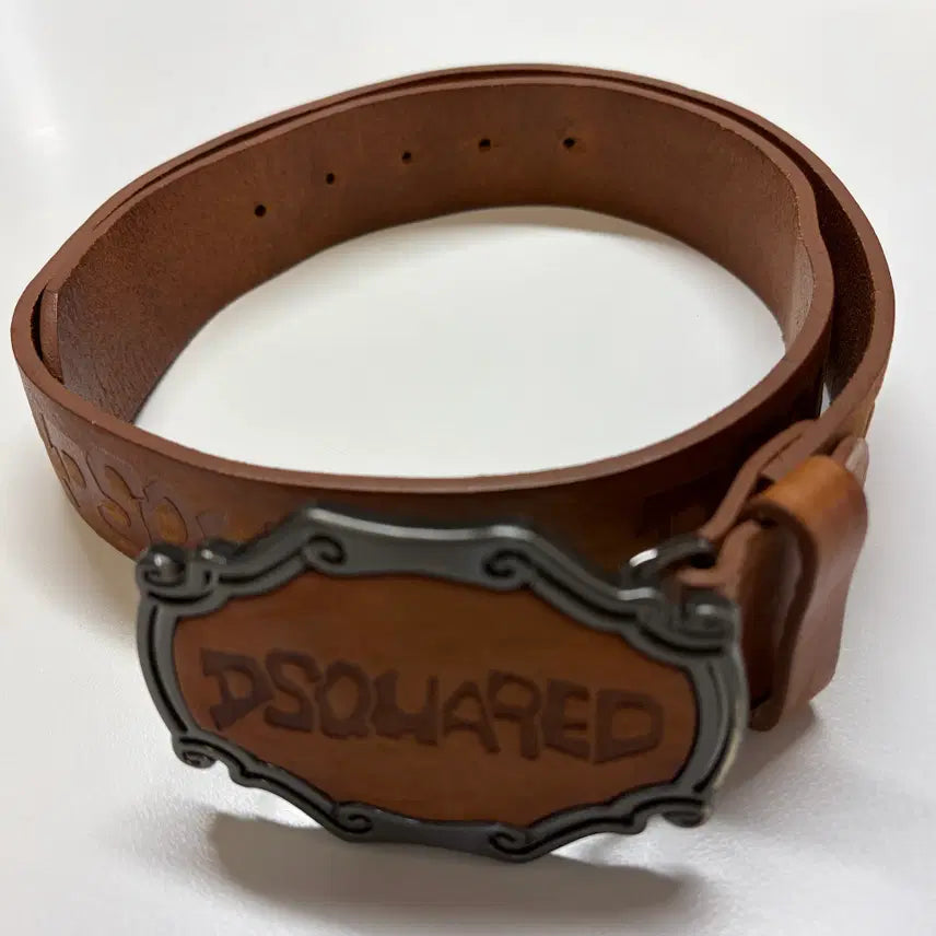 [BUNJANG] DSQUARED Brown Leather Belt (Approx. 100cm) / 디스퀘어드(DSQUARED) 브라운 가죽 벨트 (약 100cm)
