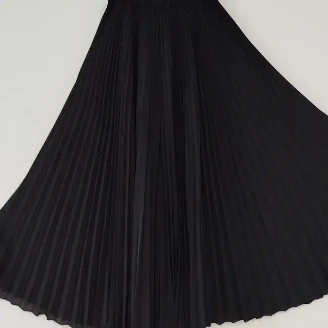 [BUNJANG] Wide Pleated Skirt Pants with Elastic Waistband / 55 66 블랙 폴리원단 폭 진짜 넓은 주름 허리 올밴딩 치마바지